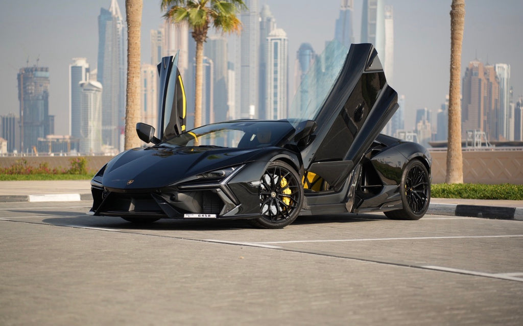 Lamborghini Revuelto