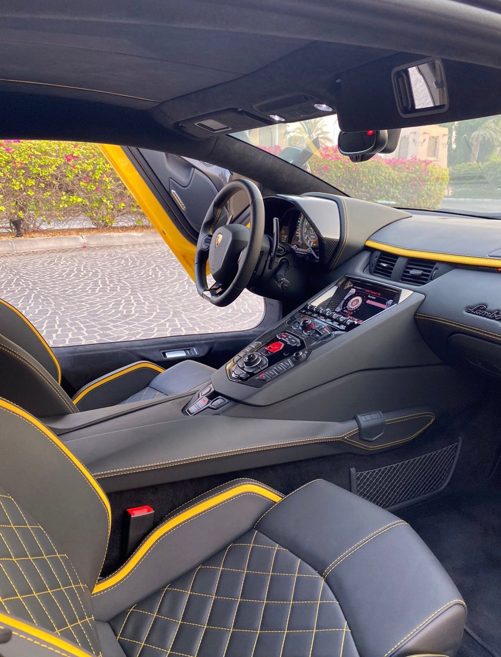 Lamborghini Aventador