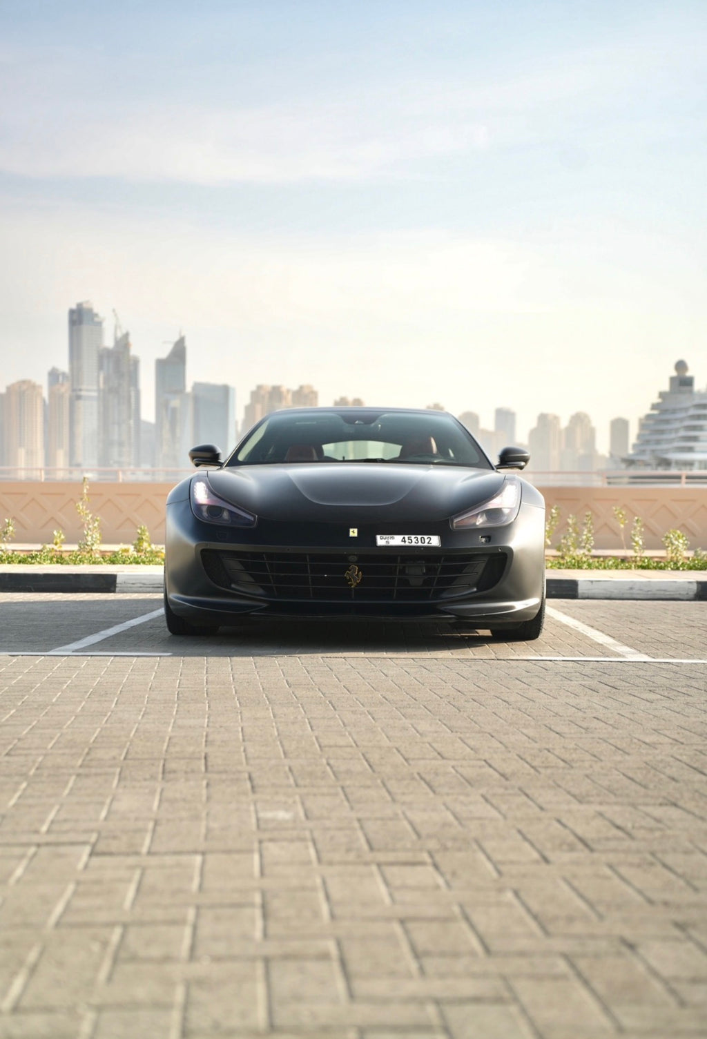Ferrari GTC4